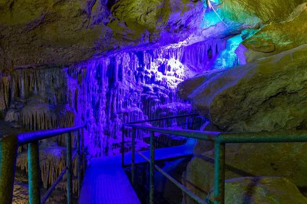 Fakilli Cave, located in Duzce, Turkey, offers a wonderful view with natural formations, stalactites and stalagmites.