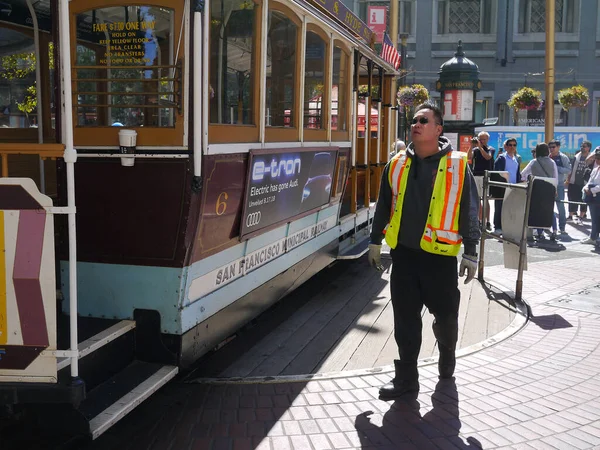 Cable Car Operator San Francisco — Stock Photo, Image