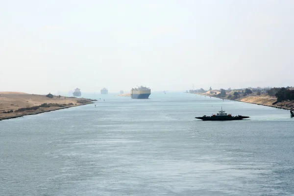 Navios Canal Suez — Fotografia de Stock