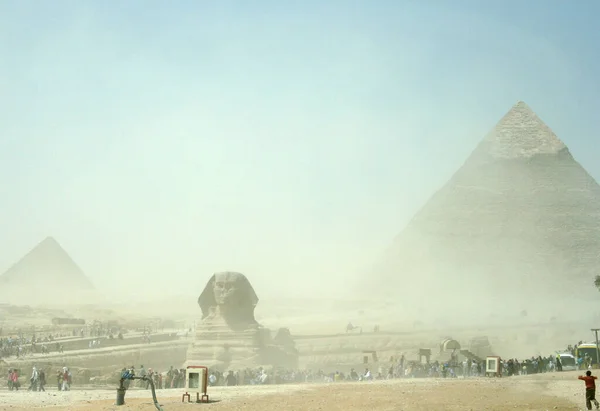 Sphinx Great Pyramid Dust Storm — Fotografia de Stock