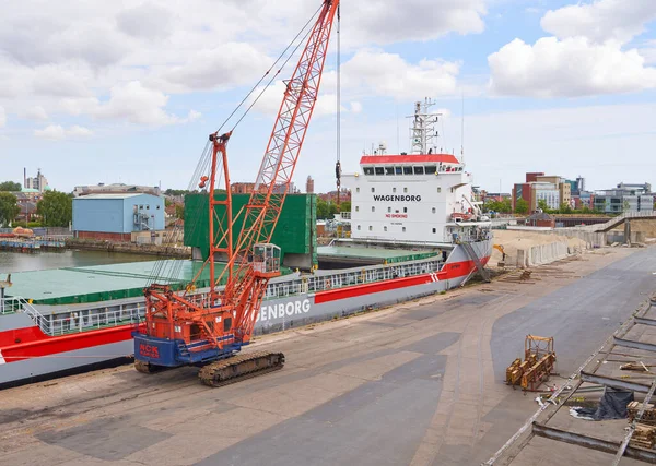 Bulk Cargo Carrier Ship Dock Hull Docks Yorkshire — Fotografia de Stock