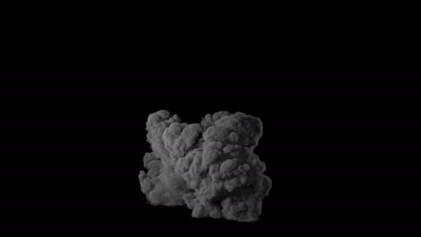 Реалистичный взрыв огненного шара с огромным взрывом дыма, изолированным на черном — стоковое видео