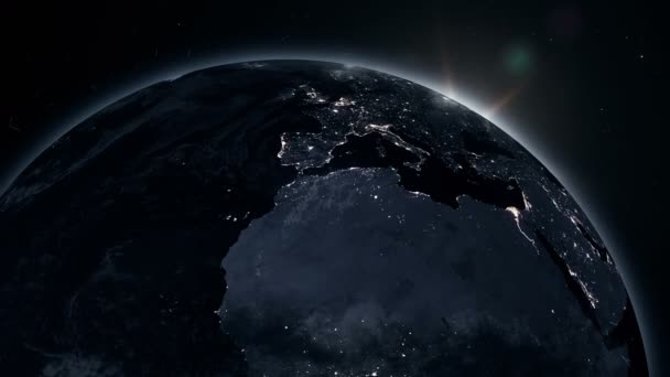 Реалистичный восход солнца над планетой Земля с цифровой сеткой данных вокруг — стоковое видео