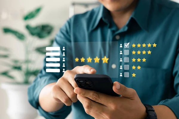 User Give Rating Service Experience Online Application Customer Review Satisfaction — Stock Photo, Image
