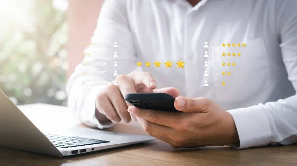 Satisfaction Survey Concept Reviews Customer Quality Assessment Customer Rating Smartphone — Fotografia de Stock