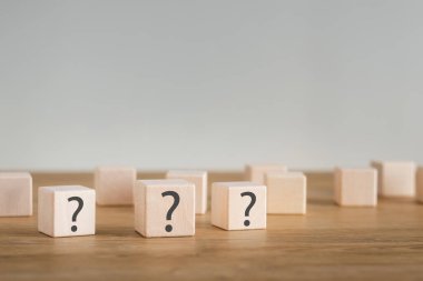 Soru işaretli küp, Sorular Sorma, Sık Sorulan Sorular, Sorma ve Cevaplama Bilgileri, metin için boşluk.