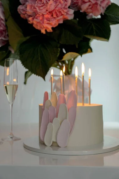 Pink Cake Candles Marshmallows Celebration — 图库照片