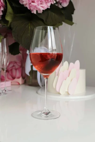 Red Wine Flowers Party — Fotografia de Stock