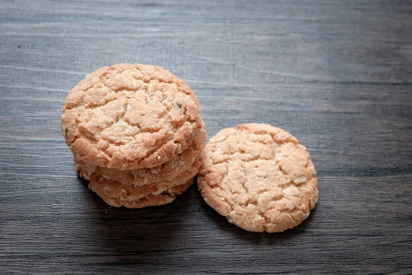 Deliziosi Biscotti Farina Avena Tavolo Legno Scuro — Foto Stock