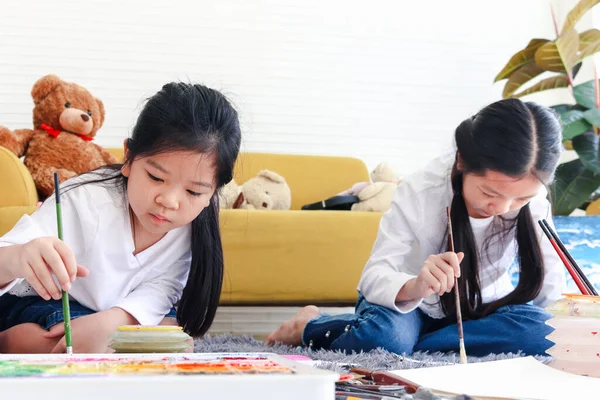Two Adorable Kid Girls Painting Paper Children Have Art Classroom — 图库照片