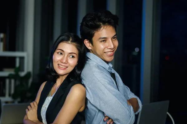 Portrait Happy Smiling Young Asian Man Woman Teammate Officer Standing — Stock Photo, Image