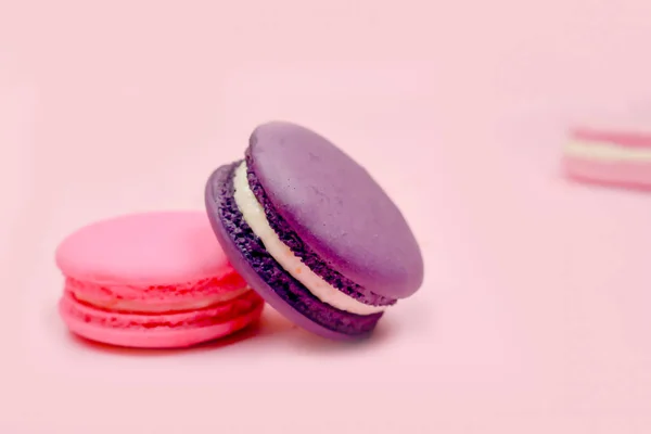 French Macarons Macaroons Cake Delicious Sweet Dessert Pink Background Copyspace — Stock Photo, Image