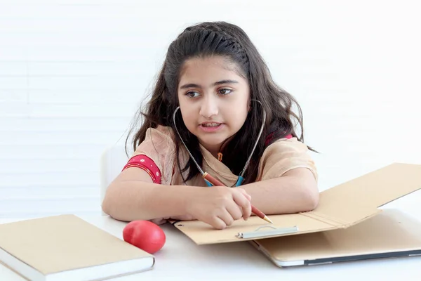 Portrait Adorable Smiling Pakistani Girl Beautiful Eyes Pretending Doctor Asian — Foto Stock