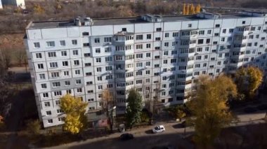 Kharkiv 'deki bir panelin insansız hava aracı görüntüsü.