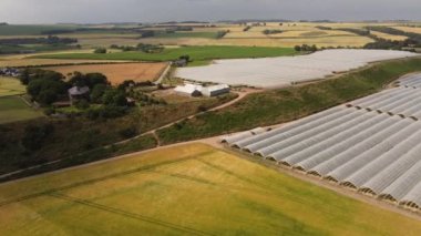 İskoçya kırsalının insansız hava aracı görüntüsü.