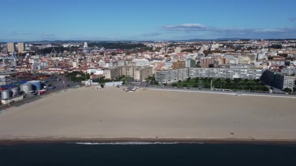Drone view of Matosinhos beach and Porto from the sea. — стокове відео