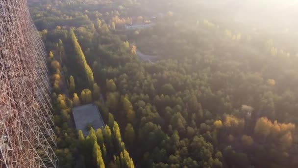 チェルノブイリのジュガレーダー周辺の森のパノラマ映像. — ストック動画
