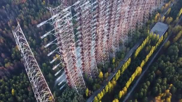 A dron view from above of Duga radar against the backdrop of a forest in Pripyat — Stock Video