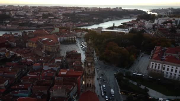 Drone footage around Clerigos Tower in Porto in the early morning. — Wideo stockowe