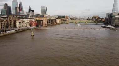 Drone slowly approaching the Millennium Footbridge.