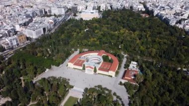 Ekim ayının erken saatlerinde Atina 'daki Zappeion Hall' un hava görüntüsü.