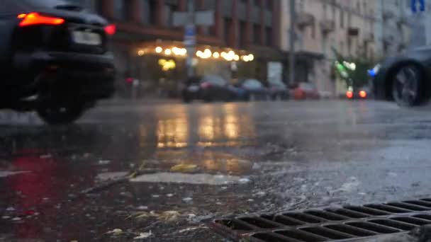 Tiro Asfalto Uma Rua Cidade Com Rio Água Moldura Você — Vídeo de Stock