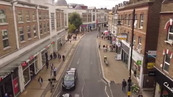 Drone View Beautiful English Street Wimbledon London Various Shops Cafes — Vídeo de Stock