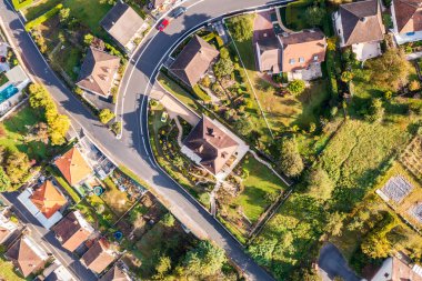 Brive La Gaillarde 'de bir köyün hava dikey görüntüsü, sonbaharda, Yeni Aquitaine, Limousin, Fransa