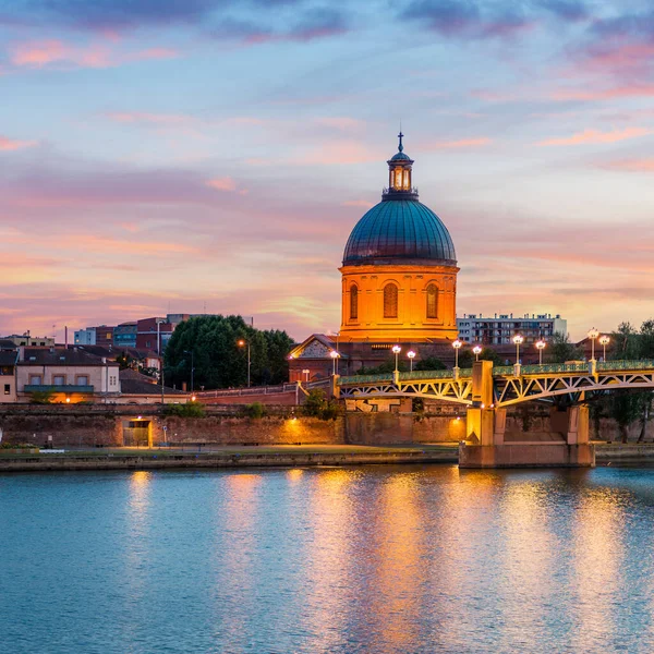 Pont Saint Pierre Cupola Dell Ospedale Grave Tolosa Tramonto Nell — Foto Stock