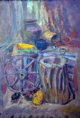 Resmedilmeye değer natürmortta antika nesneler vardır: bir ahşap tekerlek, bir kütük, bir demlik, bir çaydanlık, bir kepçe, sebze, böğürtlen, simit, mısır, yeşil biber, bir elma. Yağlı boya..