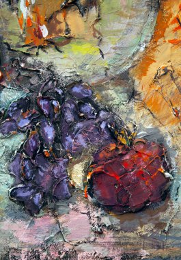 Resimli natürmort hayat bir şişe, desenli bir tabak, armut, üzüm ve nar içerir. Çok renkli kumaş hormonu, durgun yaşamı tamamlar, tamamlar. Karışık ortam. Parça.