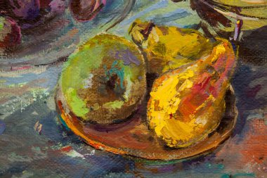 Resmin bir parçası hala kömürle yapılıyor. kompozisyonun ortasında bir semaver, sağda bir çaydanlık, solda elmalı bir tabak. Etrafta bir fincan, limon ve biber var..