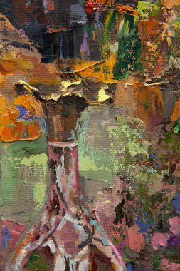 Bir Gürcü sürahisi, bir oryantal vazo, bir çaydanlık, meyve ve renk beneklerini uyumlu bir şekilde tamamlayan resimli natürmort bir yaşam..