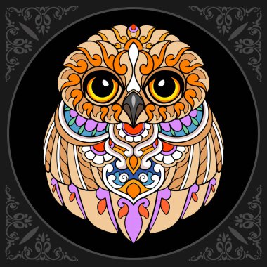 Renkli baykuş mandala sanatı siyah arkaplanda izole