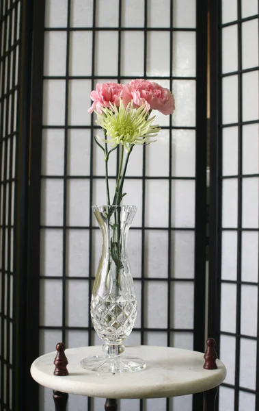 Bouquet Fleurs Avec Fleurs Roses Fond Écran Shogi Asiatique — Photo