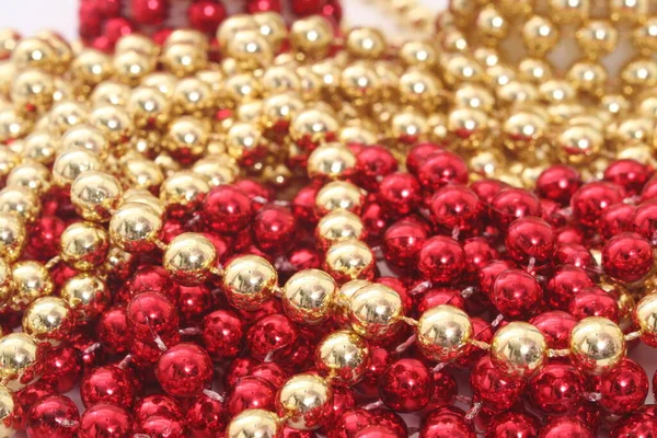 Rot Und Gold Urlaub Perlen Dekoration Hintergrund Weihnachten — Stockfoto
