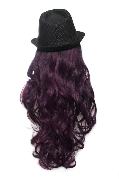 Classic Fedora Hat Mannequin Head Long Hair Black Red Wig — стокове фото