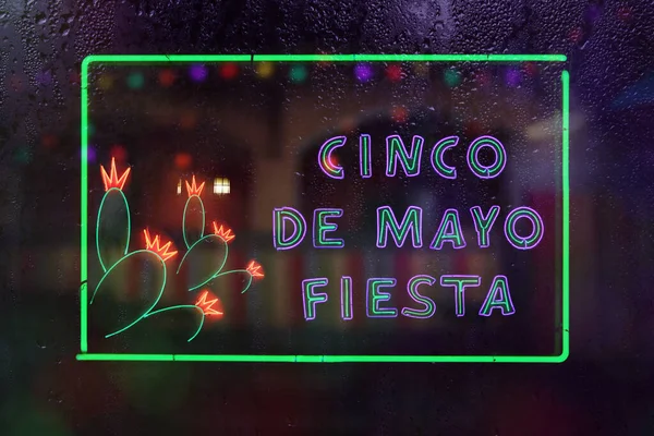 Vintage Neon Sign Cinco Mayo Fiesta Mayo Fiesta —  Fotos de Stock