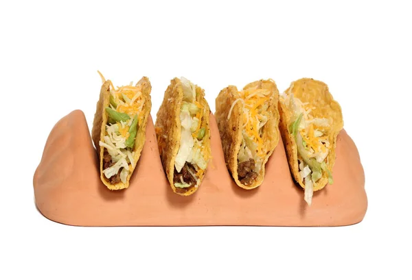 Terracotta Taco Houder Met Vier Knapperige Taco Witte Achtergrond — Stockfoto