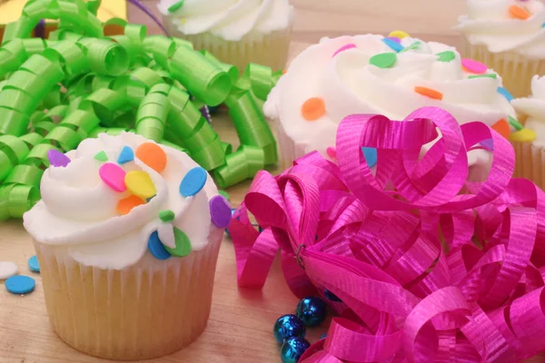 Cupcakes Flower Beads Ribbon Wooden Table — Stockfoto