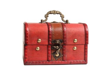 Pirinç rengi beyaz üzerine izole edilmiş eski ahşap depolama kutusu