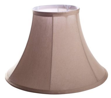 Klasik kesim köşeli delüks çan şekilli bej rengi kahverengi konik abajur beyaz arka planda izole edilmiş yakın çekim. 