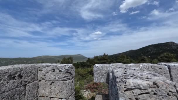 Time Lapse Video Rock Fortress Forest Blue Sky Cloud Movement — Wideo stockowe