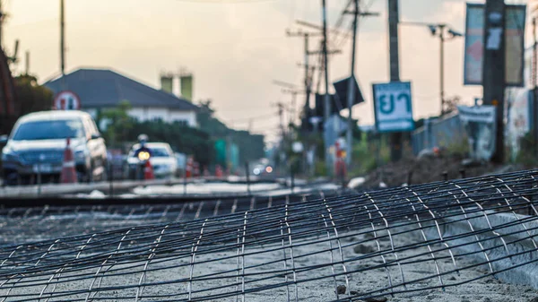 Steel Gratings Placed Roadway Preparation Installation Steel Gratings Reinforced Concrete — Foto Stock