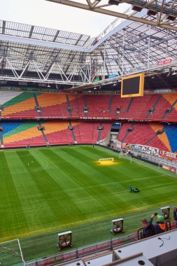 AMSTERDAM / NETHERLANDS - 5 Aralık 2015: Amsterdam Arena (Johan Cruijff Arena) FC AJAX futbol stadyumu, Hollanda