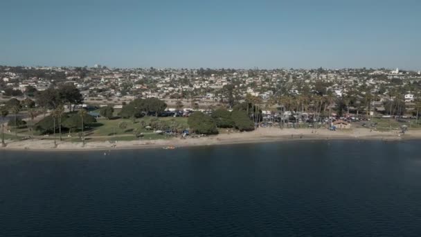 Uppdrag Bay drönare utsikt San Diego — Stockvideo