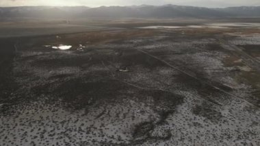 Çölde doğal volkanik kaplıcalar. Yüksek kalite 4k görüntü
