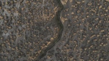 Çölde doğal volkanik kaplıcalar. Yüksek kalite 4k görüntü