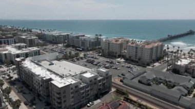 Oceanside California panoramik plaj manzarası. Yüksek kalite 4k görüntü
