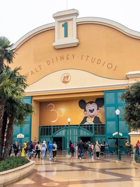 Paris France 2022 Walt Disney Studios Disneyland Paris Cloudy Rainy — Stock Photo, Image